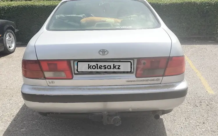Toyota Carina E 1997 годаүшін2 000 000 тг. в Тараз