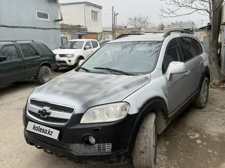 Chevrolet Captiva 2008 года за 4 000 000 тг. в Актау – фото 2