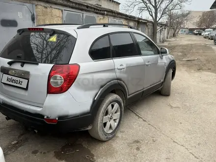 Chevrolet Captiva 2008 года за 4 000 000 тг. в Актау – фото 4