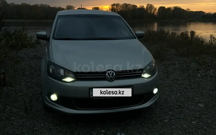 Volkswagen Polo 2013 годаүшін5 200 000 тг. в Семей