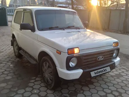 ВАЗ (Lada) Lada 2121 2017 года за 3 150 000 тг. в Алматы – фото 2