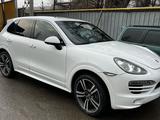 Porsche Cayenne 2012 года за 15 000 000 тг. в Алматы – фото 2