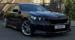 BMW 530 2023 года за 39 900 000 тг. в Астана – фото 3