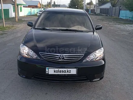 Toyota Camry 2004 года за 4 000 000 тг. в Семей – фото 3
