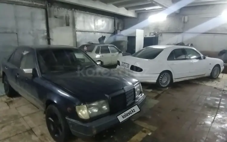 Mercedes-Benz E 200 1988 года за 1 000 000 тг. в Аркалык