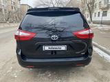 Toyota Sienna 2018 года за 15 500 000 тг. в Байконыр – фото 5