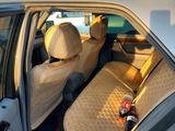 Mercedes-Benz E 200 1990 годаүшін700 000 тг. в Караганда