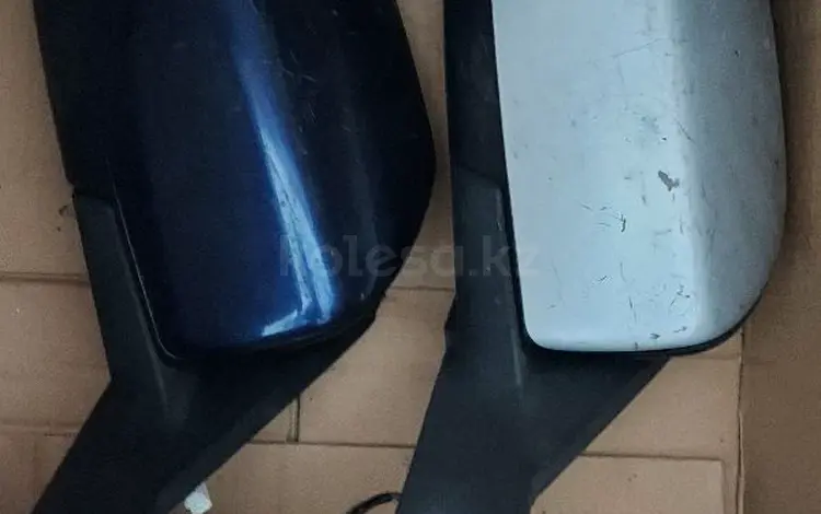 Правое зеркало Мазда Премаси за 7 000 тг. в Алматы