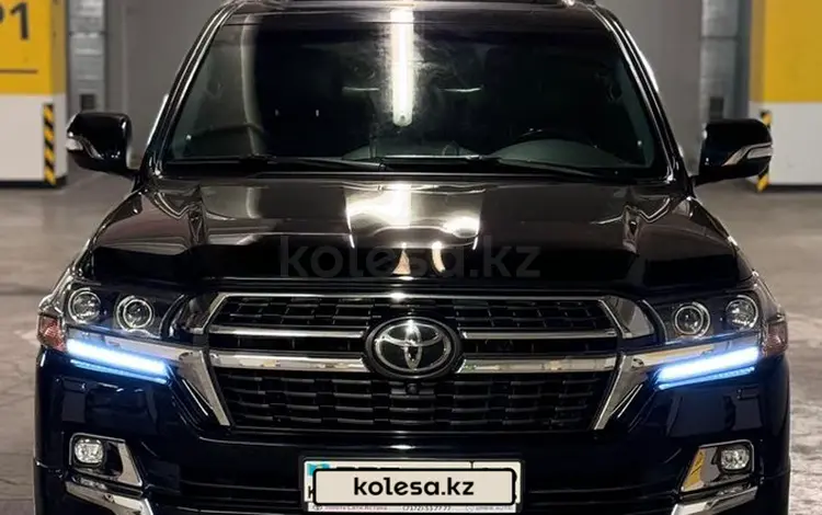 Toyota Land Cruiser 2021 года за 46 000 000 тг. в Алматы