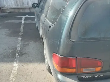 Toyota Camry 1995 года за 1 850 000 тг. в Алматы – фото 4