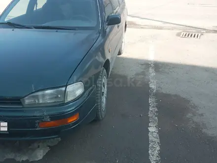 Toyota Camry 1995 года за 1 850 000 тг. в Алматы – фото 5