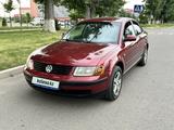 Volkswagen Passat 1997 годаүшін2 500 000 тг. в Алматы