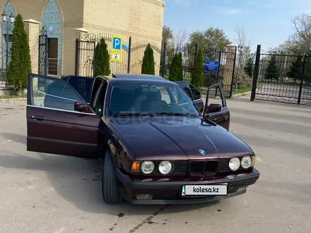 BMW 520 1992 года за 2 000 000 тг. в Алматы – фото 4