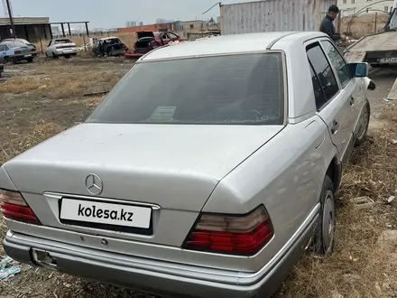 Mercedes-Benz E 280 1995 года за 1 500 000 тг. в Атырау – фото 4