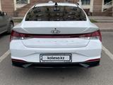 Hyundai Elantra 2022 года за 11 500 000 тг. в Астана – фото 3