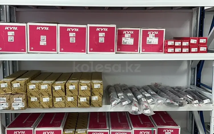 Амортизаторы тойота за 42 000 тг. в Астана