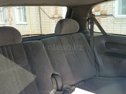 Toyota Sienna 2000 года за 3 740 000 тг. в Уральск – фото 19