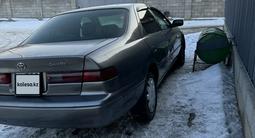 Toyota Camry 1998 года за 2 400 000 тг. в Алматы – фото 3