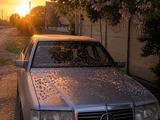 Mercedes-Benz E 230 1991 года за 800 000 тг. в Усть-Каменогорск