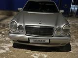 Mercedes-Benz E 230 1996 годаүшін2 600 000 тг. в Атырау – фото 5