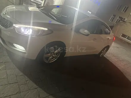 Kia Cerato 2013 года за 6 100 000 тг. в Актобе – фото 4