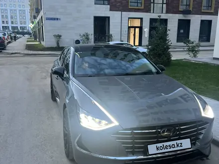 Hyundai Sonata 2020 года за 14 000 000 тг. в Астана – фото 6