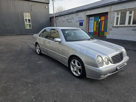 Mercedes-Benz E 320 2001 года за 6 700 000 тг. в Шымкент – фото 3