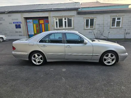Mercedes-Benz E 320 2001 года за 6 700 000 тг. в Шымкент – фото 4