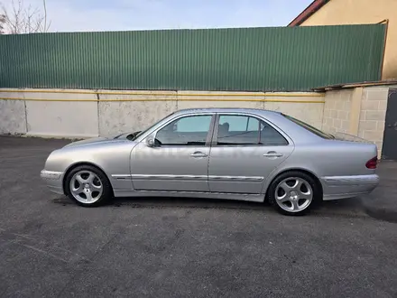 Mercedes-Benz E 320 2001 года за 6 700 000 тг. в Шымкент – фото 5