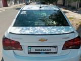 Chevrolet Cruze 2013 года за 2 800 000 тг. в Шымкент – фото 3