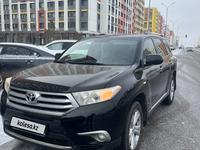 Toyota Highlander 2011 года за 14 000 000 тг. в Астана