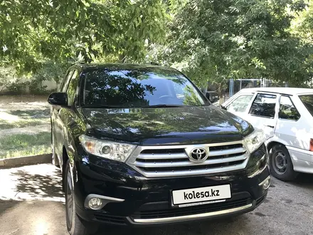 Toyota Highlander 2011 года за 14 000 000 тг. в Астана – фото 4