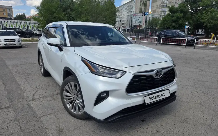 Toyota Highlander 2022 годаүшін24 500 000 тг. в Астана