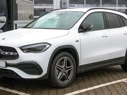 Mercedes-Benz GLA 200 2016 года за 380 000 тг. в Павлодар