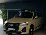 Audi Q7 55 TFSI 2025 года за 52 810 000 тг. в Астана
