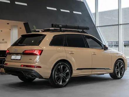 Audi Q7 55 TFSI 2025 года за 52 810 000 тг. в Астана – фото 3