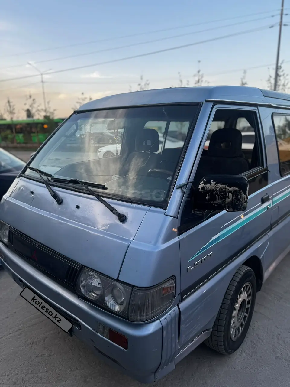 Mitsubishi L300, 1991