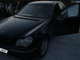 Mercedes-Benz C 320 2001 года за 3 100 000 тг. в Семей – фото 4