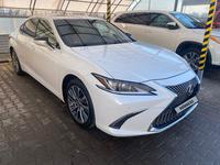 Lexus ES 250 2021 годаfor20 500 000 тг. в Астана