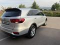 Kia Sorento 2018 года за 11 800 000 тг. в Алматы – фото 5