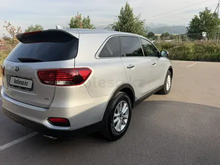 Kia Sorento 2018 года за 11 800 000 тг. в Алматы – фото 5