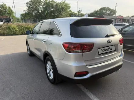 Kia Sorento 2018 года за 11 800 000 тг. в Алматы – фото 6