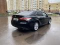 Toyota Camry 2020 годаүшін16 500 000 тг. в Астана – фото 3