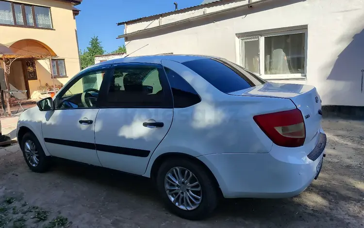 ВАЗ (Lada) Granta 2190 2018 года за 2 800 000 тг. в Уральск