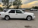 Mercedes-Benz E 320 1994 года за 2 500 000 тг. в Алматы