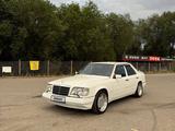 Mercedes-Benz E 320 1994 года за 2 500 000 тг. в Алматы – фото 3
