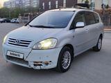 Toyota Avensis Verso 2001 года за 3 800 000 тг. в Уральск – фото 2