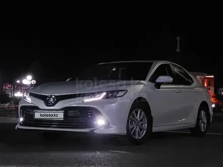 Toyota Camry 2020 года за 16 500 000 тг. в Атырау – фото 8