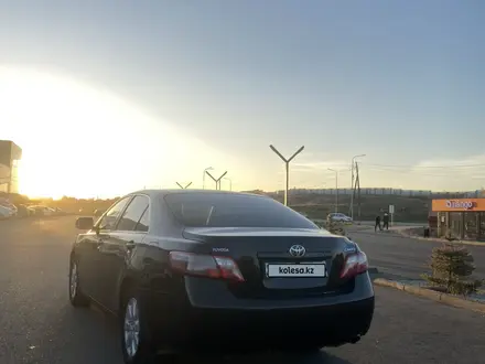 Toyota Camry 2006 года за 4 100 000 тг. в Семей – фото 4