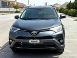 Toyota RAV4 2017 годаfor9 600 000 тг. в Актау – фото 3